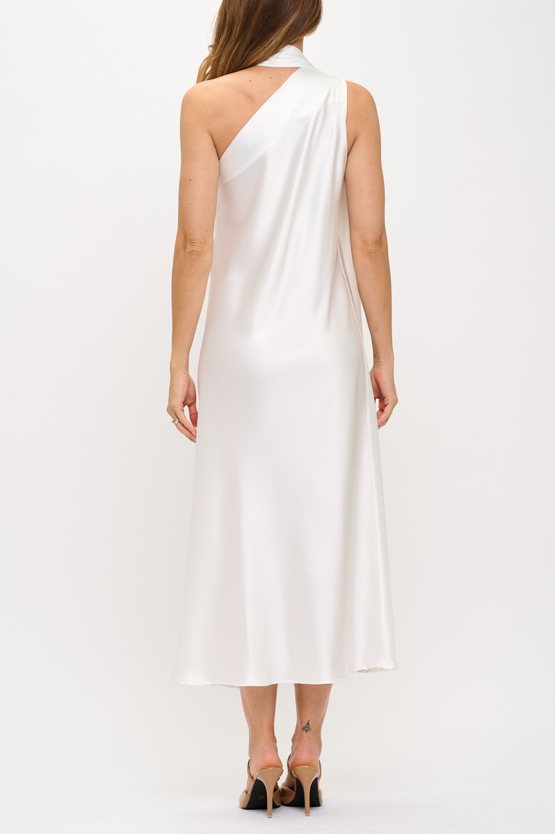 Vestido Satinado Blanco Asimétrico