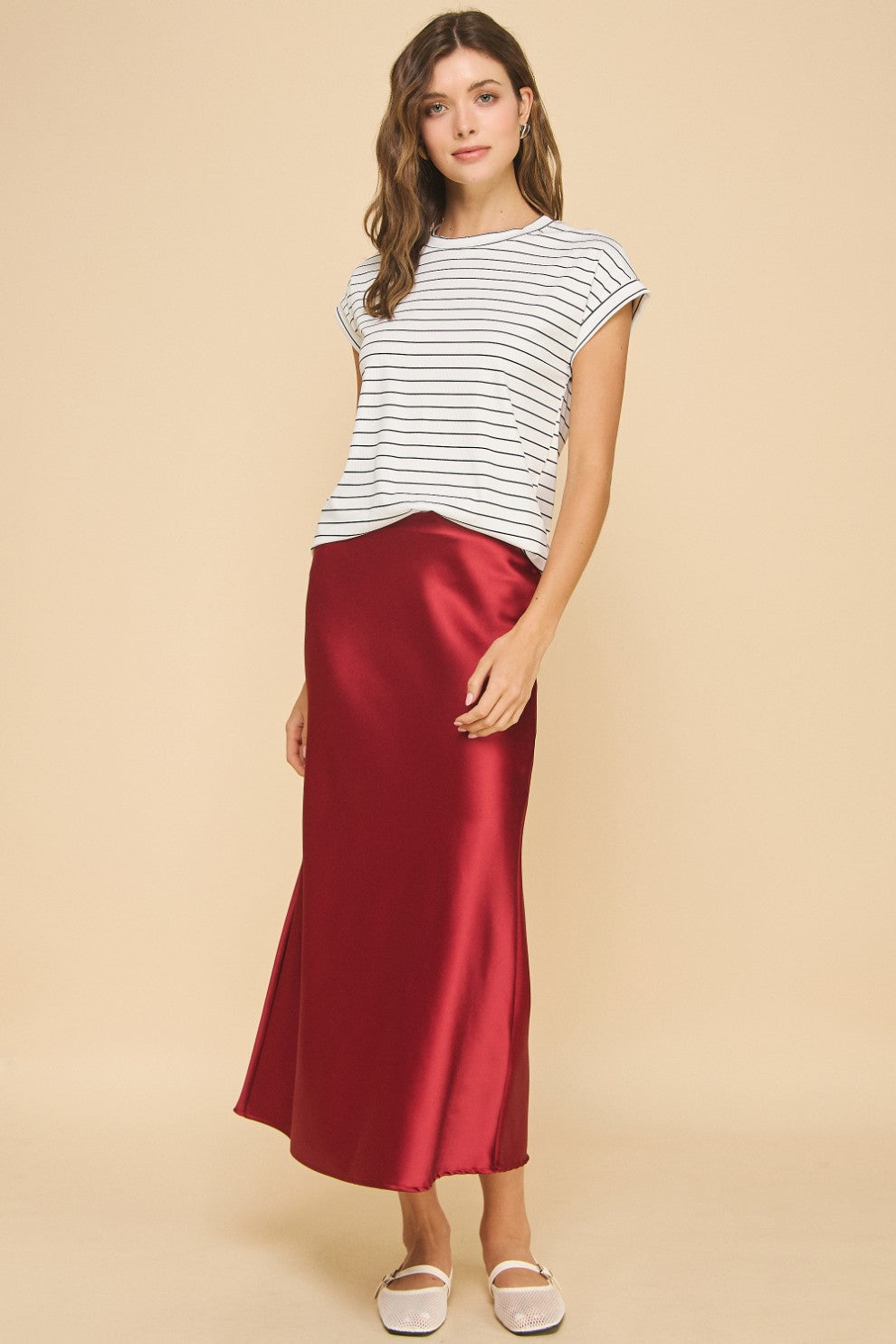 Falda Midi Tipo Slip con Cintura Elástica