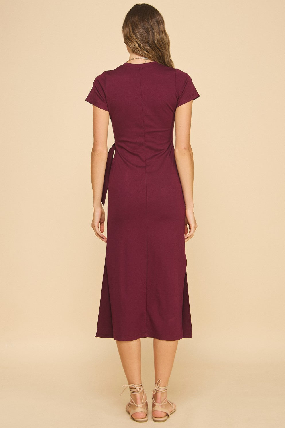 Vestido Midi con Lazo Frontal y Mangas Cortas