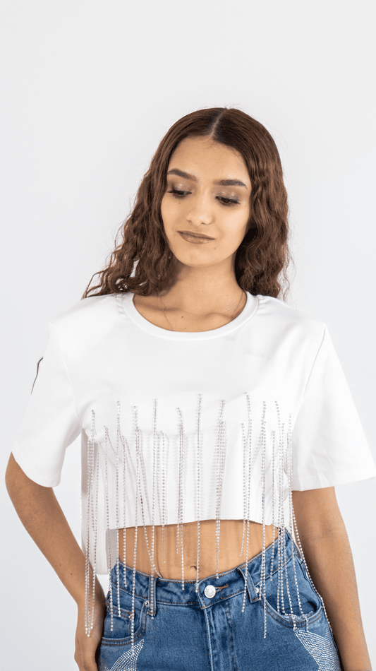Top blanco crop con flecos de cristal